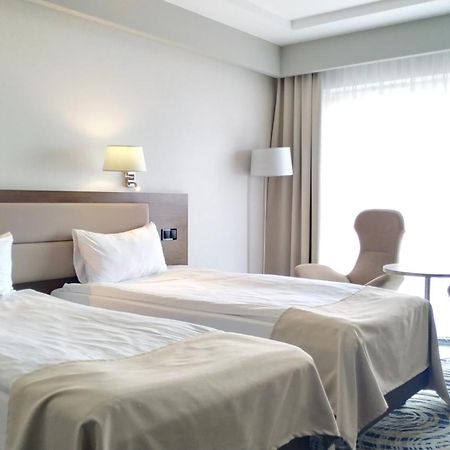 Ambasador Premium Hotel Lodź Bagian luar foto