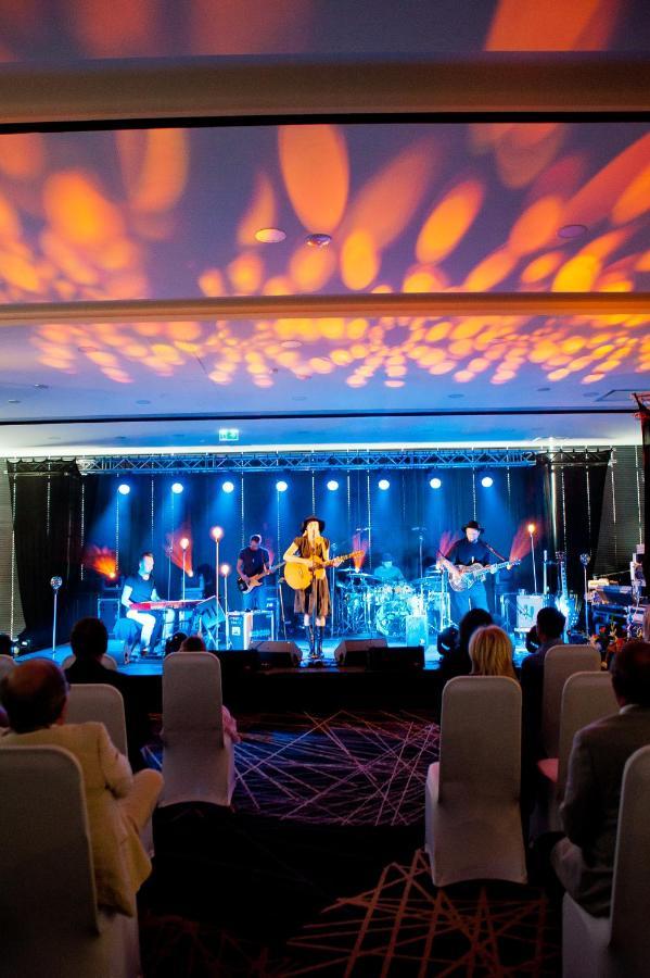 Ambasador Premium Hotel Lodź Bagian luar foto