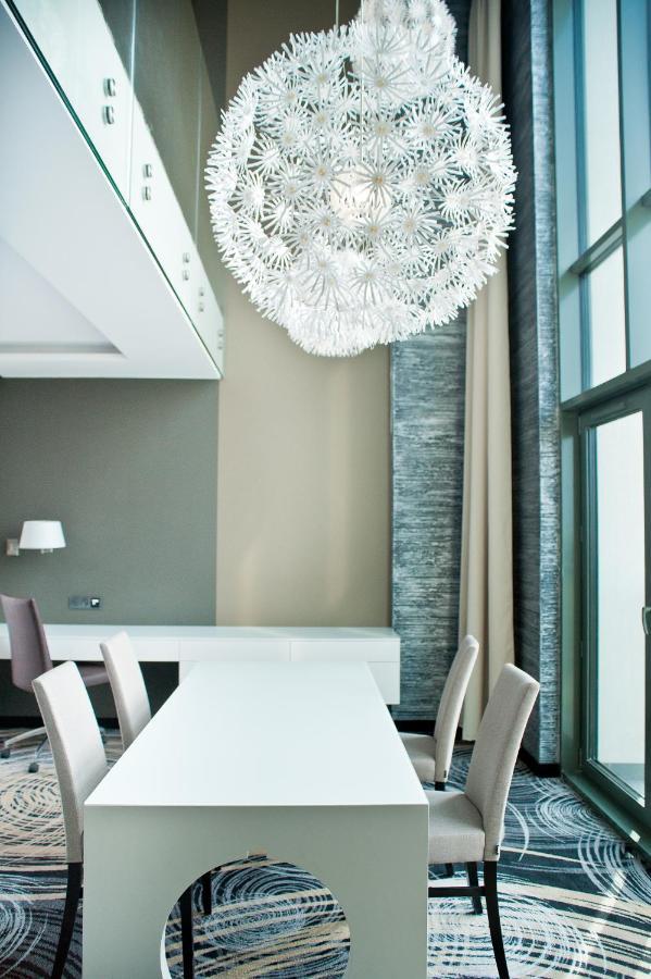 Ambasador Premium Hotel Lodź Bagian luar foto